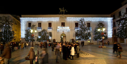 ©Ayto.Granada: El Ayuntamiento mantendrá el alumbrado navideño hasta el próximo 6 de enero ©Ayto.Granada: El Ayuntamiento mantendrá el alumbrado navideño hasta el próximo 6 de enero